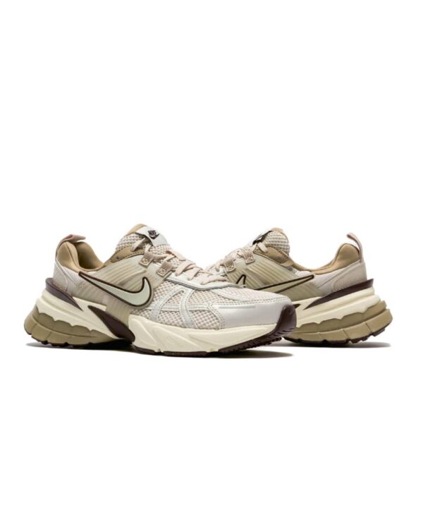 کتونی نایک مدل Nike zoom vomero(v2k)